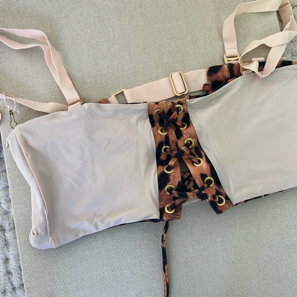 HAH Large Leopard swim top - Picture 6 of 8